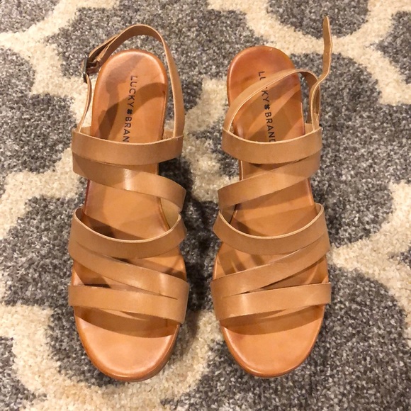 Lucky Brand Wedge Sandals - Picture 1 of 4